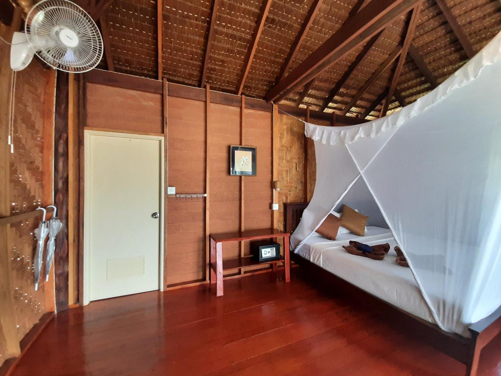 Cha Cha Bungalow Koh Jum Exterior photo